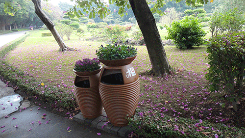  汕頭玻璃鋼花盆垃圾桶，點(diǎn)綴公園好環(huán)境。